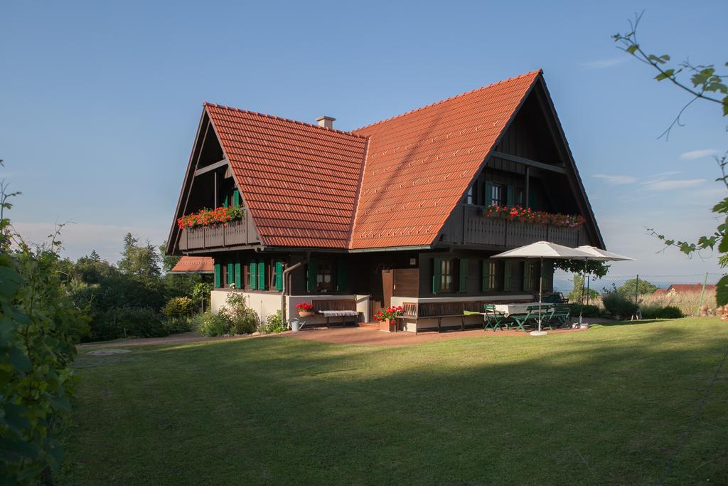 Ferienhaus Neubauer Spielfeld Eksteriør billede